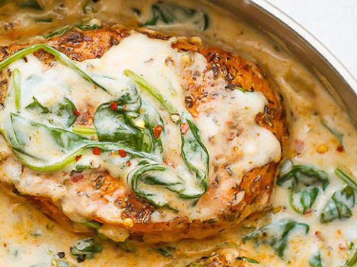 Pork Chops with Garlic Sauce